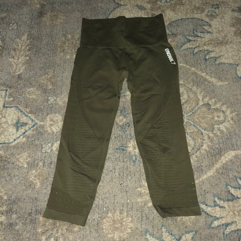 3/4 length gymshark leggings